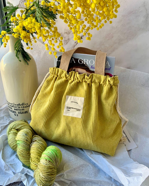 Knitting Kit "Big Love" | hand-dyed yarn, notions and Project bag
