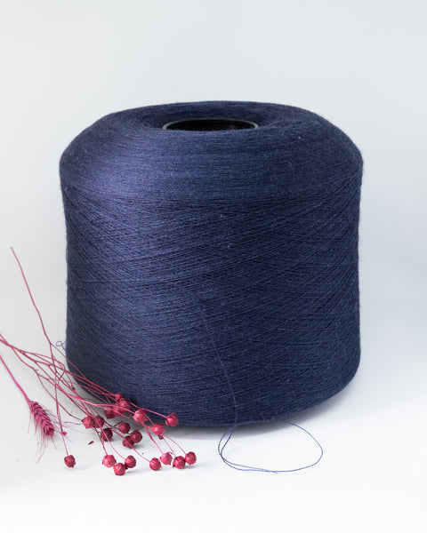 100% wool | dark jeans blue