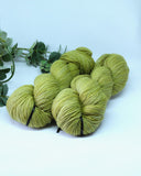 Naturally hand-dyed Sock Yarn 4-ply | Irida Design | Avocado green | 100g