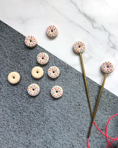 Knitting needle stoppers x2 | Donuts