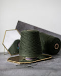 Paillettes 100% wool | moss green